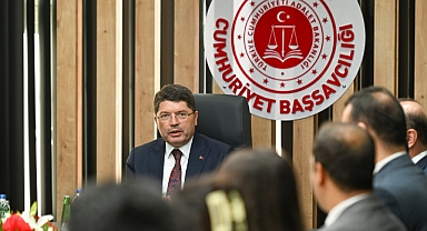 Adalet Bakanı Yılmaz Tunç'tan Sahte Diploma İddialarına Yanıt: 