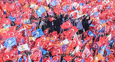 AK Parti 23. Yılını Kutluyor: Türkiye Siyasetinde Bir Dönemin Özeti