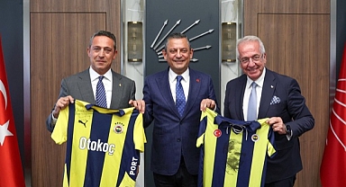 CHP Genel Başkanı Özgür Özel, Ali Koç ve Fenerbahçe Yönetimini Kabul Etti
