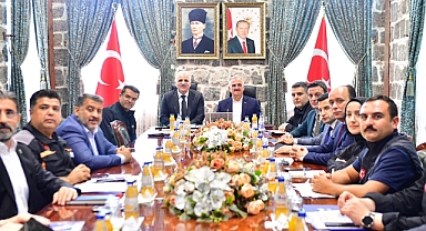 Diyarbakır'da Oğlaklı Afet Konutları Koordinasyon Toplantısı Yapıldı