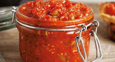 Ekmeğinize Lezzet Katın: Kolay Sos Tarifleri