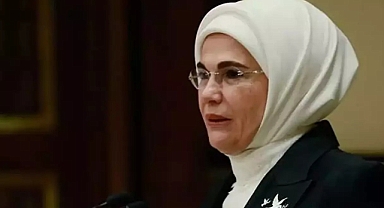 Emine Erdoğan'dan Muhammad Yunus'a Başarı Dilekleri