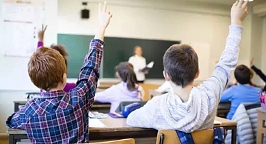 MEB'den Yeni Düzenlemeler: İlkokullarda Sınav Saati Kaldırıldı