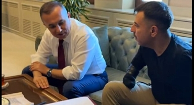 Milli Yüzücü Yusuf Akgün'den Gaziantep Valisi Kemal Çeber'e Ziyaret