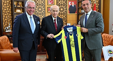 Milliyetçi Hareket Partisi (MHP) Genel Başkanı Dr. Devlet Bahçeli, Ali Koç ve Fenerbahçe Yönetimini Kabul Etti