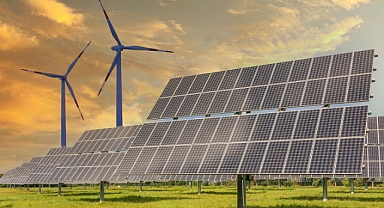 Türkiye'nin Yenilenebilir Enerji Gücü: İthalat Bağımlılığı Azalıyor