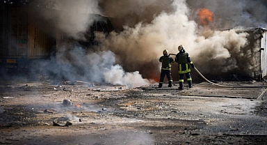 Ukrayna'ya Rus Saldırısı: 15 Bölge Hedef Alındı