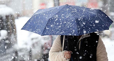 Erzurum’da Mevsimin İlk Karı Yağdı: Palandöken Beyaza Büründü