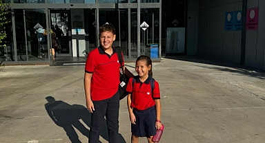 İzmir Depreminin Mucize Kızı Ayda Gezgin, İlkokula Başladı