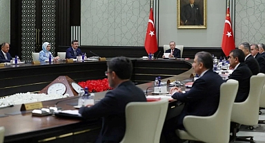 Kabine Toplantısında Kritik Gündem: İsrail-Lübnan Gerilimi, Ekonomi ve Yeni Yasama Yılı