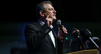 Özgür Özel’den Eleştirilere Yanıt: 'Bir Duble de Ben İçtim'