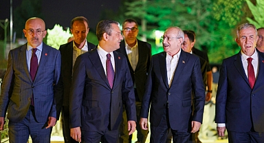 Özgür Özel ve Kemal Kılıçdaroğlu, Tüzük Değişiklikleri İçin Bir Araya Geldi