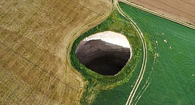 Konya'da Bilim Dünyasını Sarsacak Keşif: Devasa Obruklar Yeni Jeolojik Sırları Ortaya Çıkarıyor