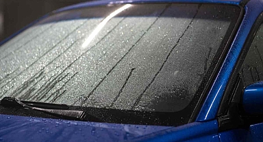 Pencerelerdeki buğulanmayı önlemenin basit yolu