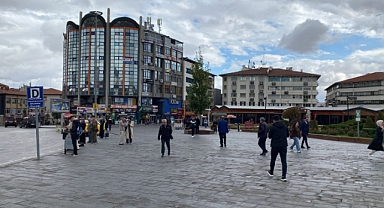 Sivas'ta Art Arda 4,7 ve 4,1 Büyüklüğünde İki Deprem: Eğitime Ara Verildi