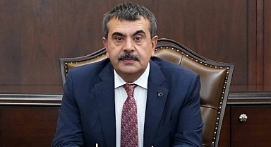  2025 yılında 300 bin öğretmen unvan alacak