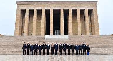 ASELSAN 49. yılını Anıtkabir’de törenle kutladı