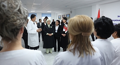 Emine Erdoğan ve Aygül Caparova'dan Kırgızistan’da sağlık hizmetlerine destek ziyareti