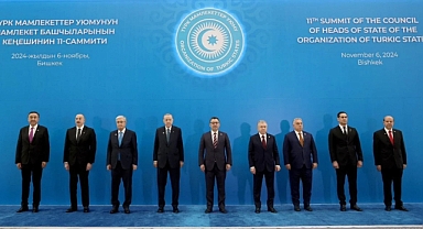 Türk Dünyası'nın yeni bayrağı tanıtıldı