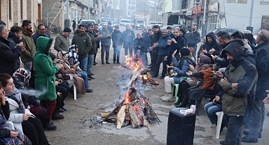 Van’da kayyum atamasına protesto eylemi!
