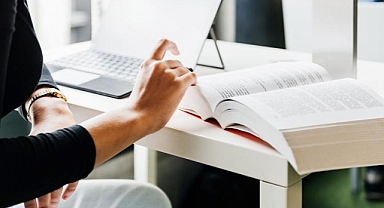 Altı üniversite 105 akademisyen alacak