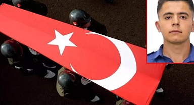 Trafik kazasında yaralanan polis memuru şehit oldu