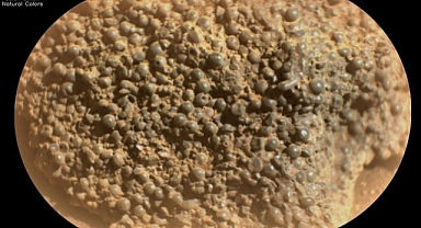 NASA'nın Perseverance aracı Mars'ta gizemli bir kaya keşfetti!