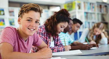 Okullarda tatil bitti, ders zili yeniden çalıyor 