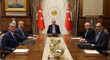 Cumhurbaşkanı Erdoğan başkanlığında güvenlik zirvesi düzenlendi