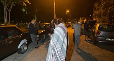 Muğla'da 5,8 büyüklüğünde deprem: 1 ölü, 69 yaralı