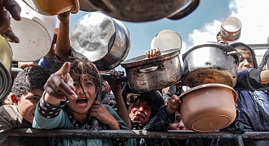 Gazze'de açlıktan can kaybı artıyor: 24 saatte 5 kişi daha hayatını kaybetti