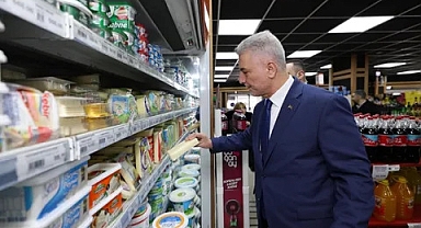 Bakan Bolat: Pazar günü marketler kapanabilir