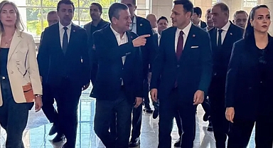 CHP İstanbul’da Olağanüstü Kongreye gidiyor: Özgür Çelik yeniden aday