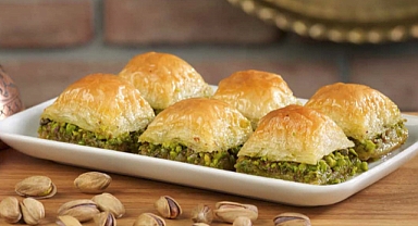 Köftede kalp, baklavada gıda boyası tespit edildi