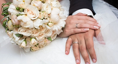 Evlilik hayali kurana müjde: Faizsiz kredi başvuruları başladı!