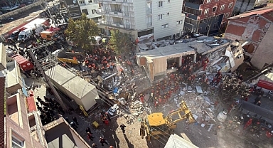 Kocaeli’de 7 katlı bina çöktü