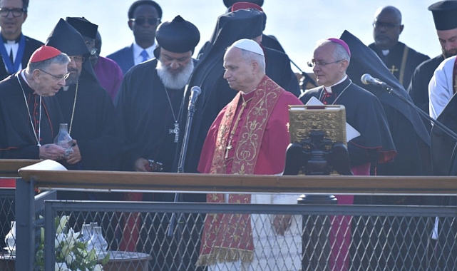 Papa İznik’te tüzük tartışması Türkiye gündemine yansıdı!
