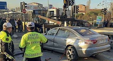Şişli’de ters yönden gelen otomobil yayalara çarptı: 2 ölü, 5 yaralı