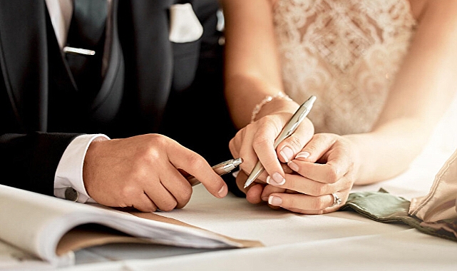 Evlilik hazırlığındaki gençlere 500 bin liralık karşılıksız destek