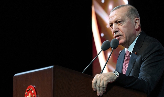 Erdoğan’dan gençlere: “Kimse size parmak sallayamaz”