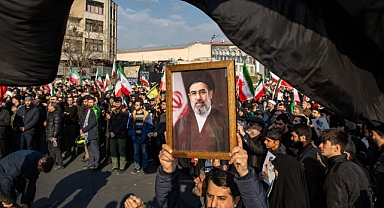 Mücteba Hamaney’den ilk mesaj: “İran geri adım atmayacak”