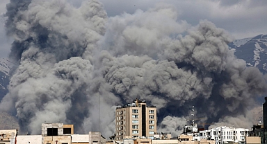 Tahran'da art arda patlamalar devam ediyor