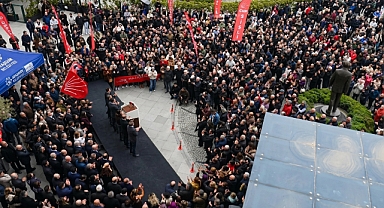 Ataşehir Belediyesi önünde operasyon tepkisi büyüyor