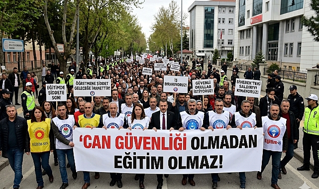 Eğitimciler şiddete karşı tek ses: Türkiye genelinde iş bırakma eylemi