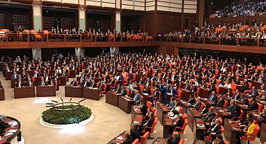 Meclis'te kritik hafta: Doğum izni ve sosyal medya düzenlemesi gündemde