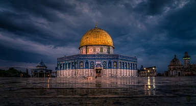 Mescid-i Aksa 41 gün sonra yeniden ibadete açıldı