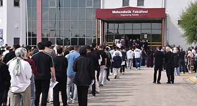Milyonlarca adayın yarıştığı YKS maratonu başladı